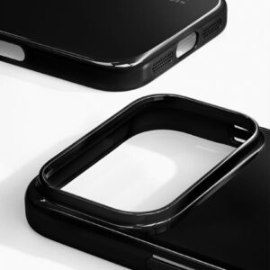 iDeal of Sweden iPhone 17 Pro Slim Skal MagSafe - Glossy Black