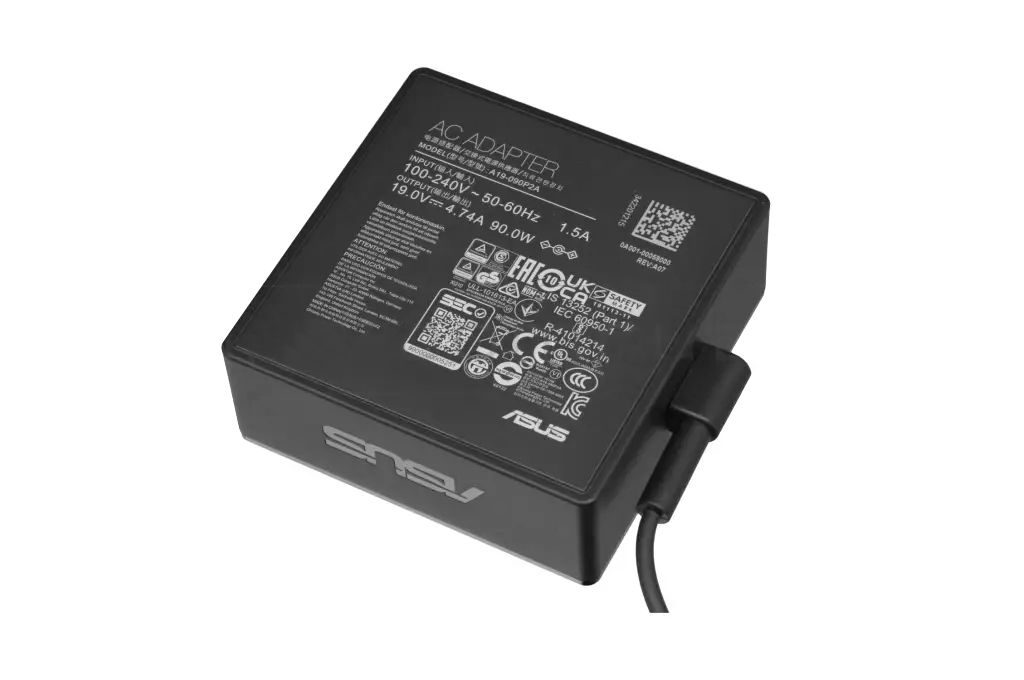 Fyndhörna ASUS AC-adapter 90W / 19V / 4.74A / 4.5mm / 3Pin
