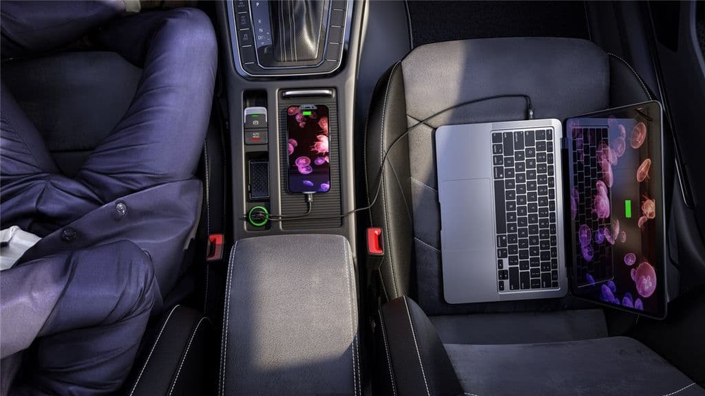Goobay Dual Billaddare PD 45W, 3.0A, 1x USB-A 1x USB-C - Svart