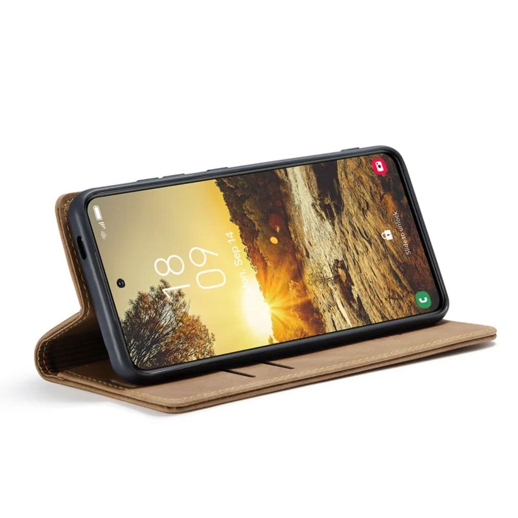 CASEME Samsung Galaxy S24 FE Plånboksfodral i matt konstläder - Brun